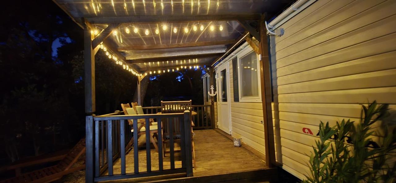 Camping Units Vomer